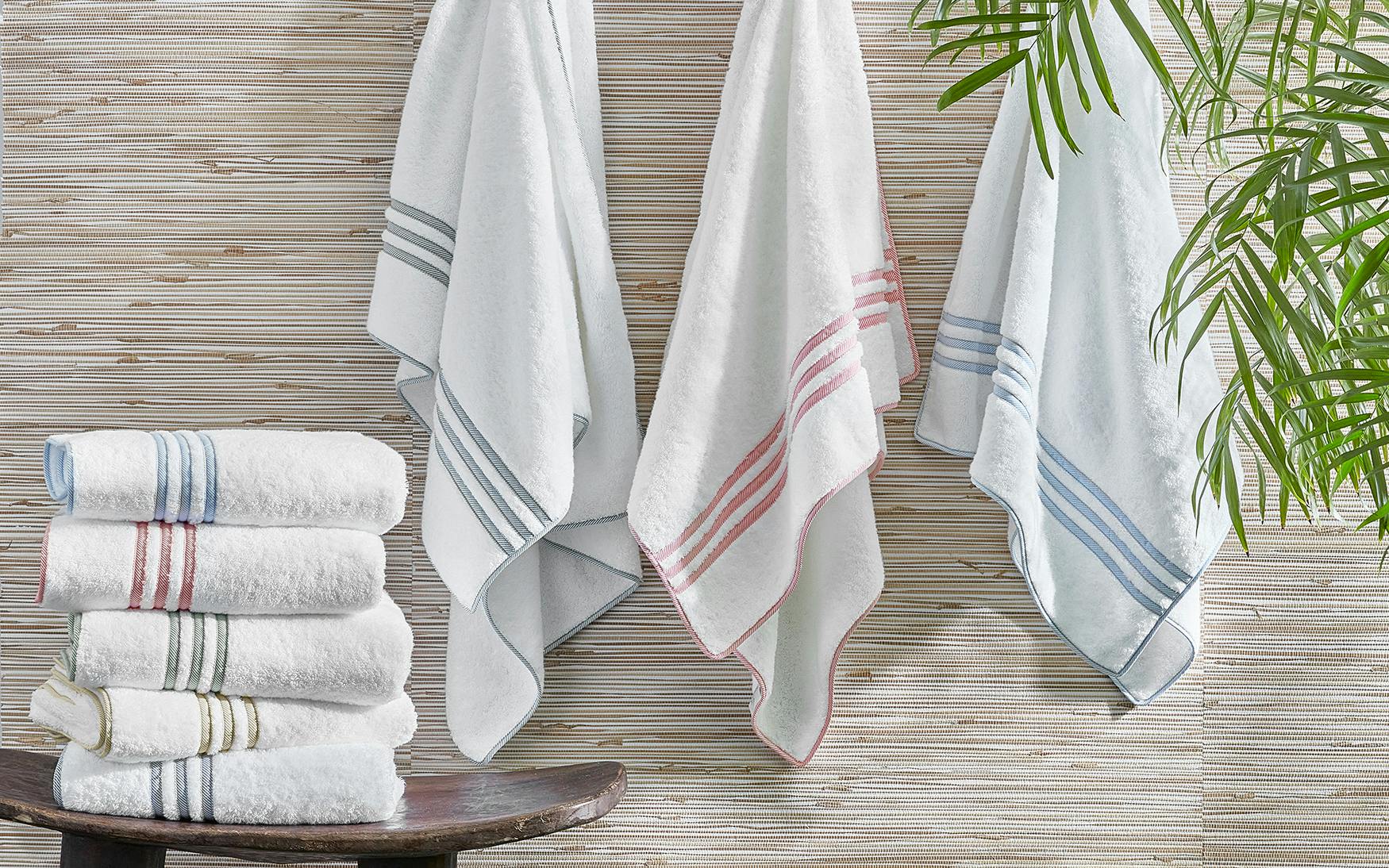 Matouk Bel Tempo Bath Towels - Hand Towel | Almond