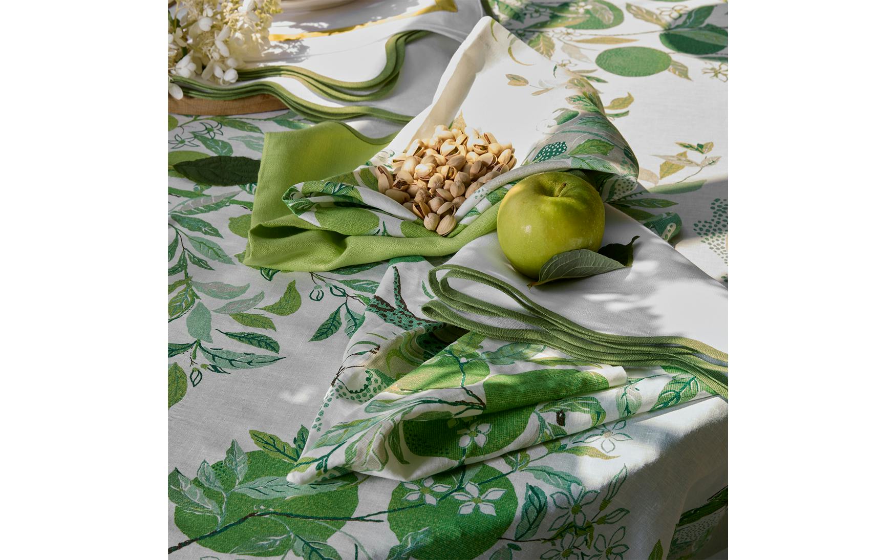 Luxury | Citrus Matouk Garden Linens