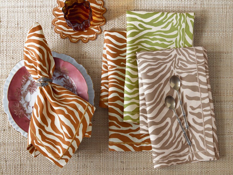 Regine Tablecloth | Matouk Luxury Linens