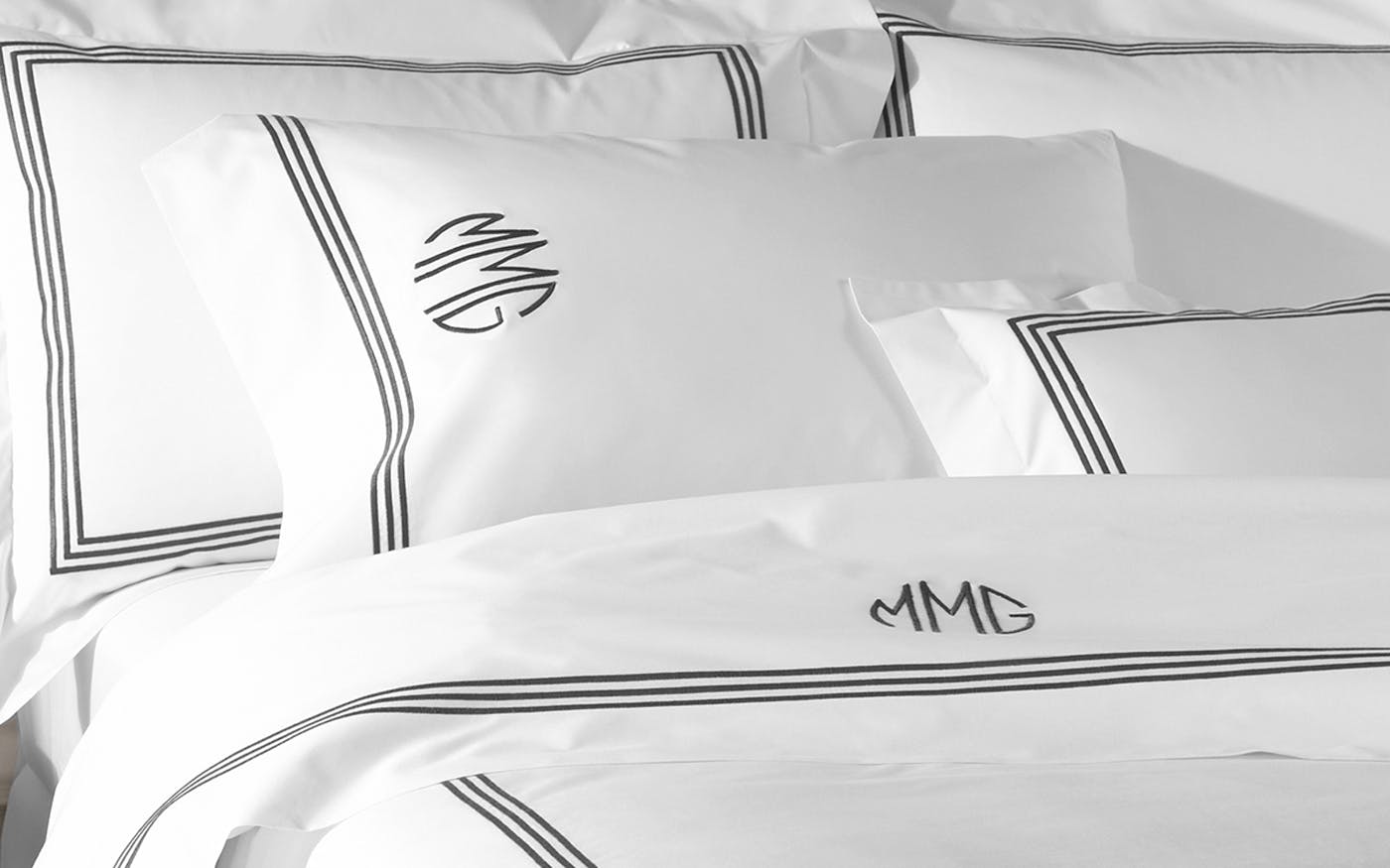 white sheets and pillowcases