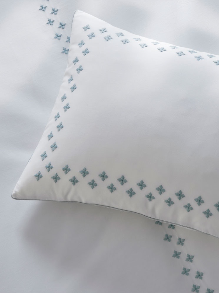 Matouk luxury linens