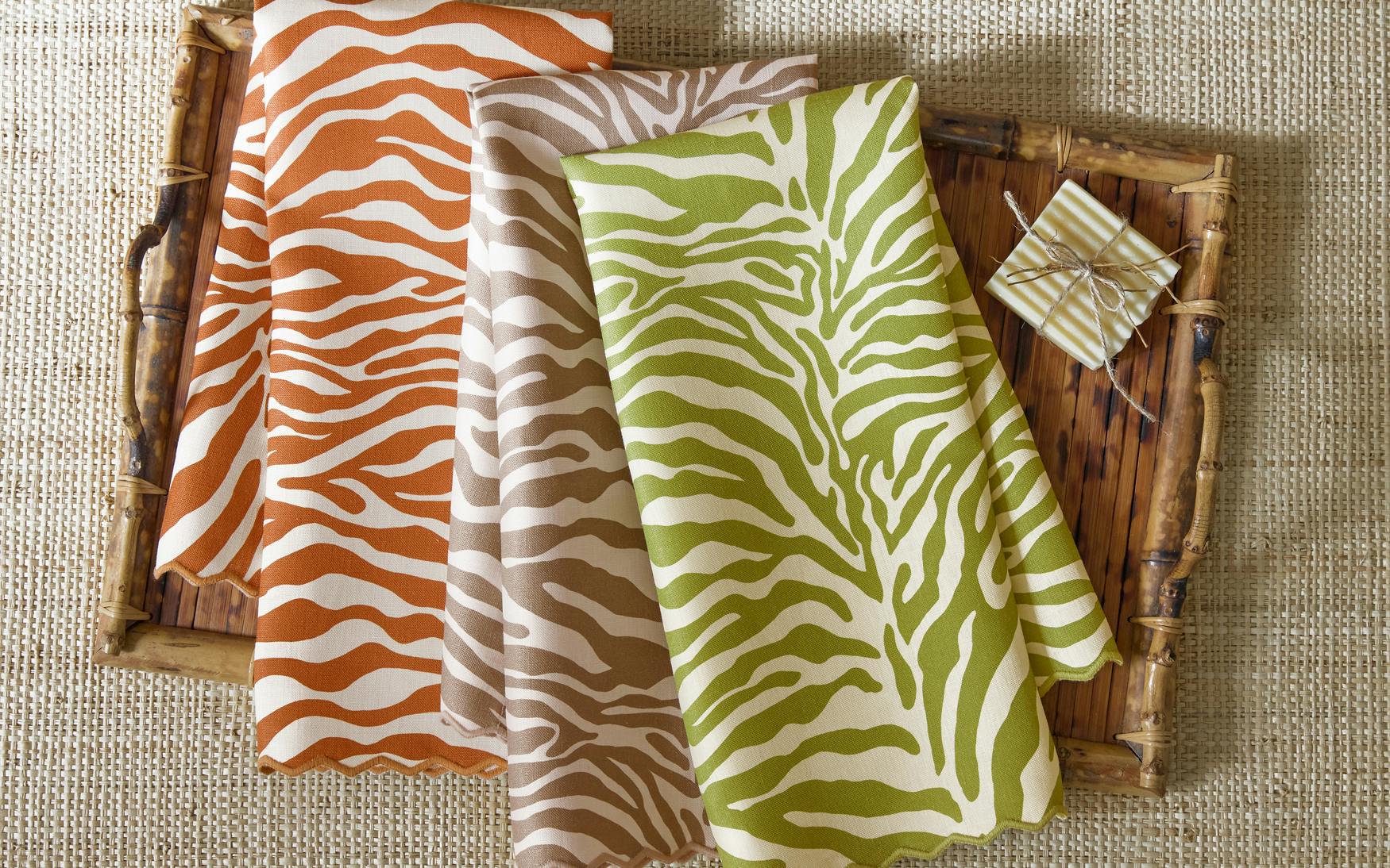 Regine Guest Towels - set of 2 | Matouk Luxury Linens