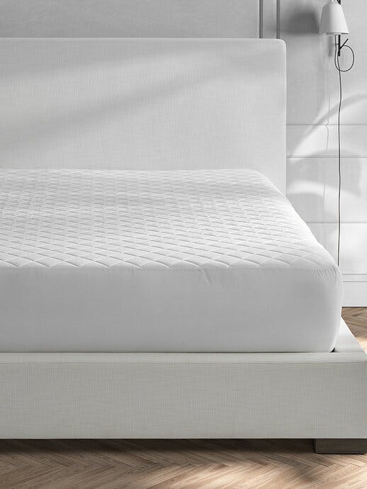 Montreux Pillow Luxury Linens | Matouk