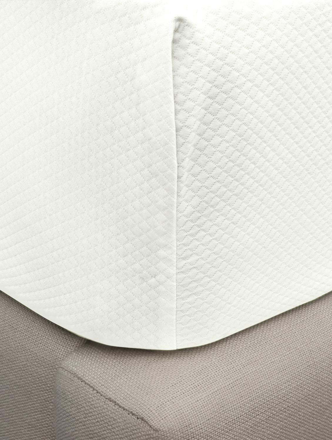 Matouk Diamond Pique Box Spring Cover