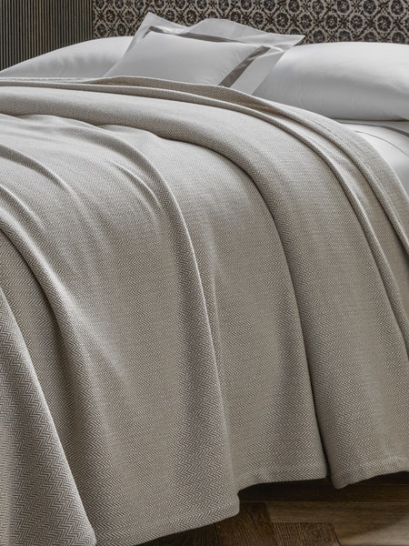 Matouk luxury linens